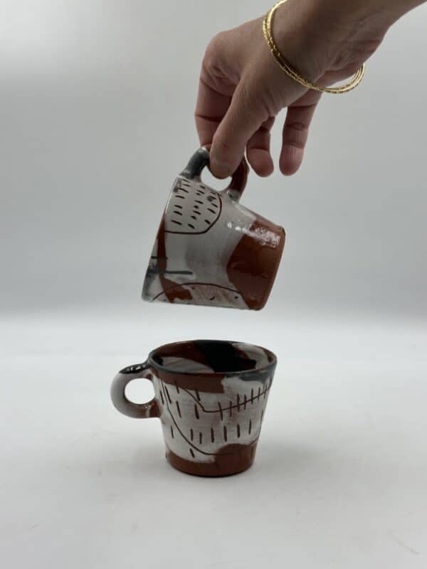 Set of 2 Tea Cup ‘Black and White’ – assorted handles