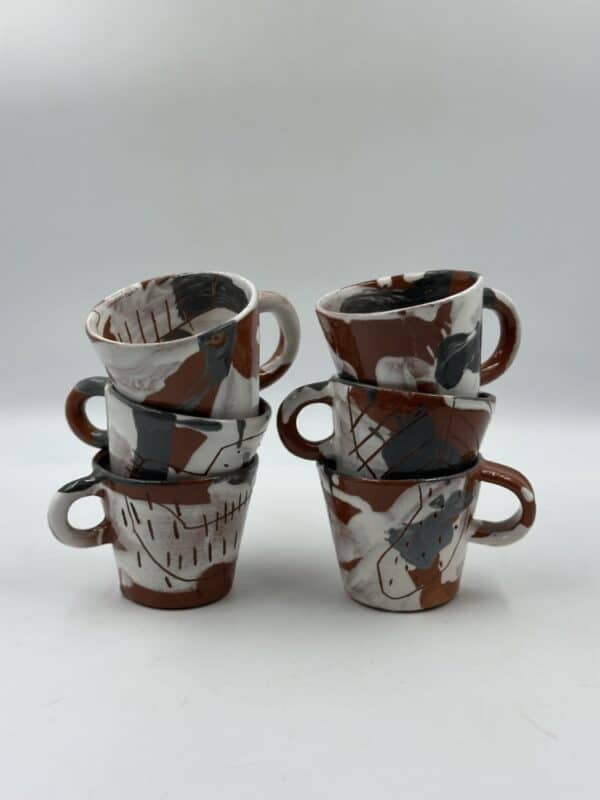 Set of 2 Tea Cup ‘Black and White’ – assorted handles