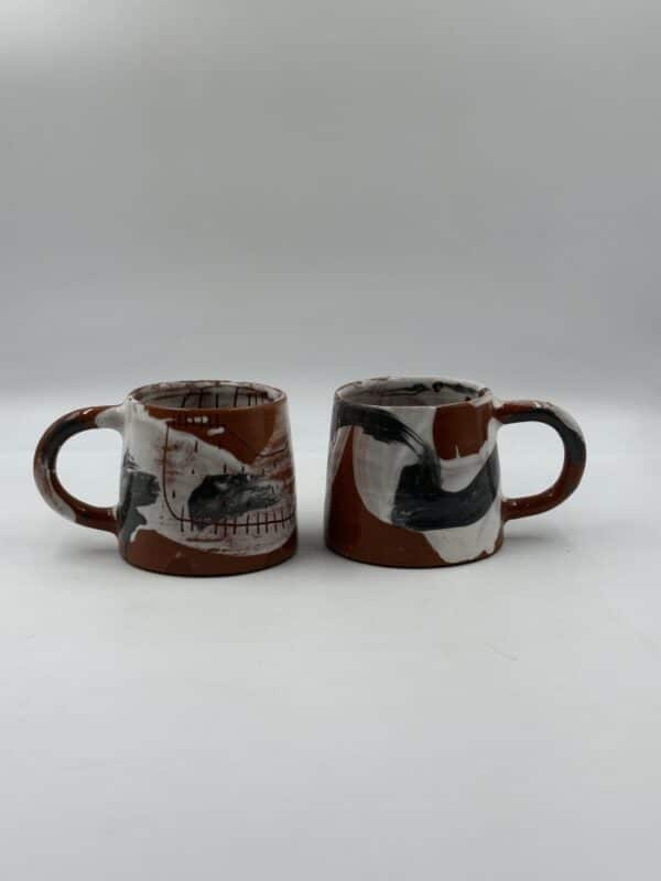 Set of 2 Mugs ‘Black and White’ – assorted